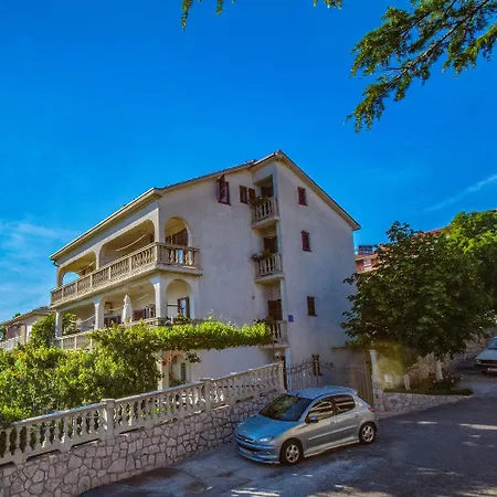 Apartamento Malerische Dachgeschosswohnung Mit Atemberaubenden Meerblick, Nur 400 Meter Zum