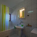 Malerische Dachgeschosswohnung Mit Atemberaubenden Meerblick, Nur 400 Meter Zum Novi Vinodolski