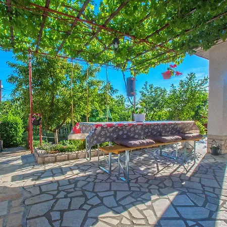 Daire Malerische Dachgeschosswohnung Mit Atemberaubenden Meerblick, Nur 400 Meter Zum